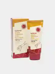 Солнцезащитный крем для лица с муцином улитки Farm Stay Visible Difference spf50+++