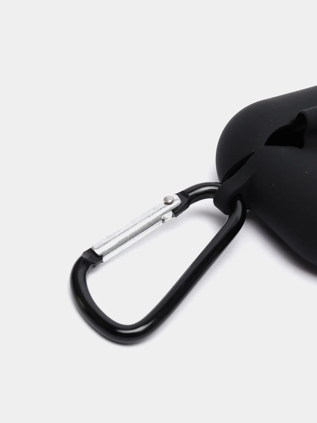 Черный чехол Apple Airpods 3 с карабином силиконовый аирподс