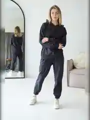 Серый костюм женский спортивный