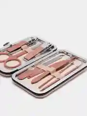Алый набор для маникюра и педикюра