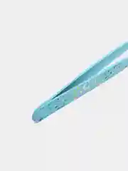 Голубой пинцет для бровей профессиональный, скошенный край