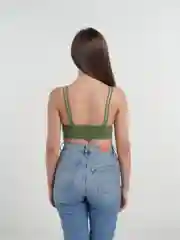Зеленый топ женский