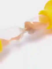 Желтый песочные часы