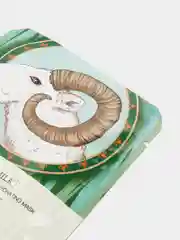 Зеленый набор косметических очищающих тканевых масок для лица