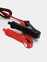 Желтый автомобильное зарядное устройство
