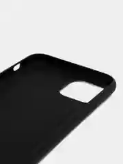Фиолетовый чехол силиконовый на Iphone