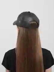 Черный кепка