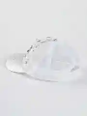 Серебряный кепка