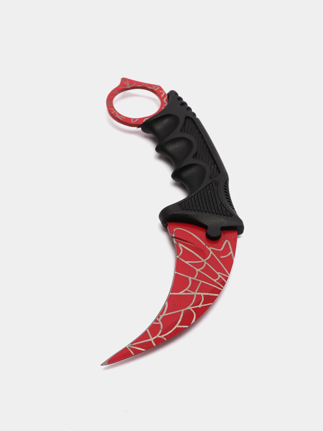 Красный нож керамбит из игры CS Go в паутине