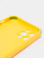 Желтый чехол для IPhone 12/ 12 Pro противоударный резиновый