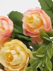 Конфетный искусственные цветы пионы, камелии, розы, букет