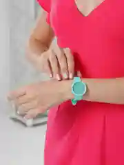 Мятный часы с силиконовом ремешком