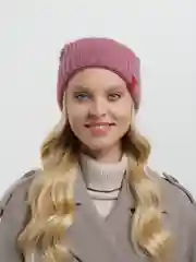 Шапка женская