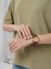 Багровый часы наручные