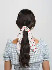 Белый резинка для волос