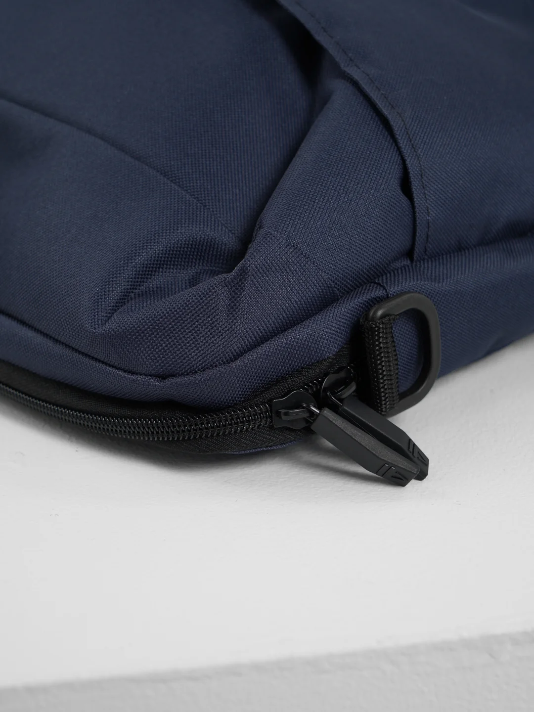 Сумка для ноутбука Vivacase BusinessTrip 15.6", оксфорд, темно-синий, VCN-BTRP15-darkblue