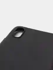 Черный силиконовый чехол для iPhone