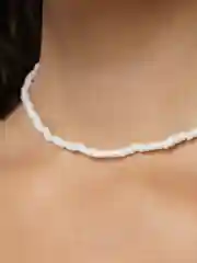 Белый чокер