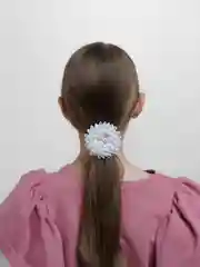 Белый бантики для волос на резинке