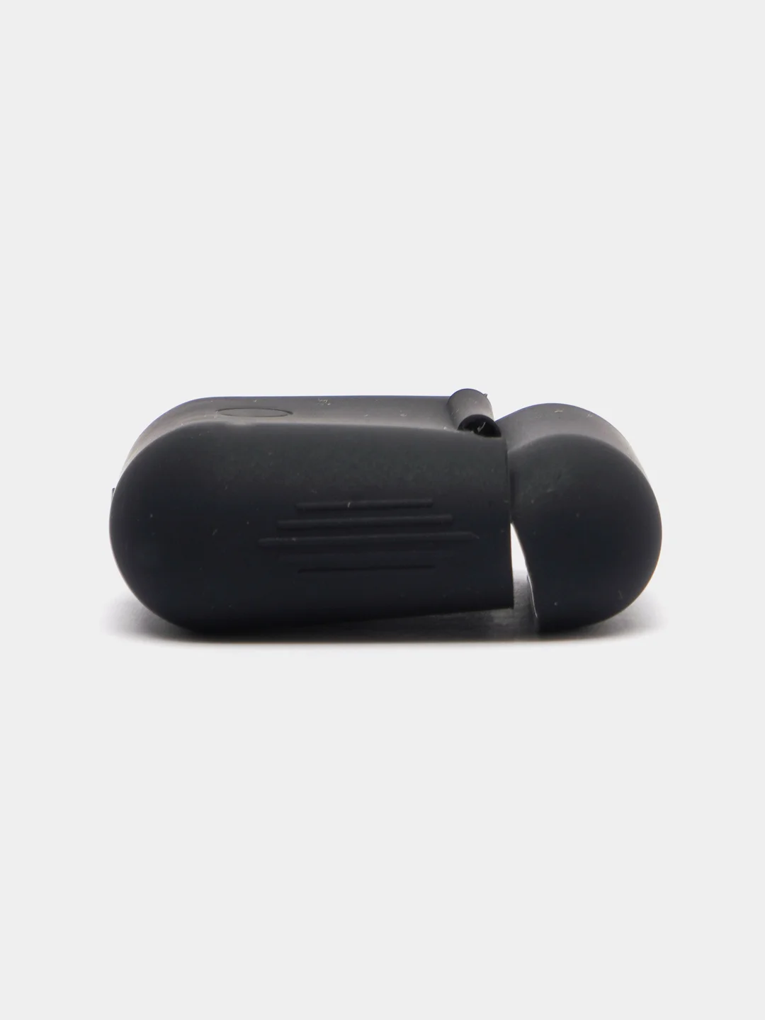 Черный силиконовый чехол для наушников AirPods