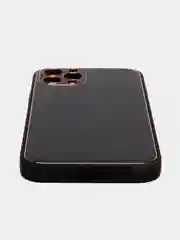 Черный чехол с золотой окантовкой на iPhone 13, 13 Pro, 13 Pro Max, 12, 12 Pro кожаный