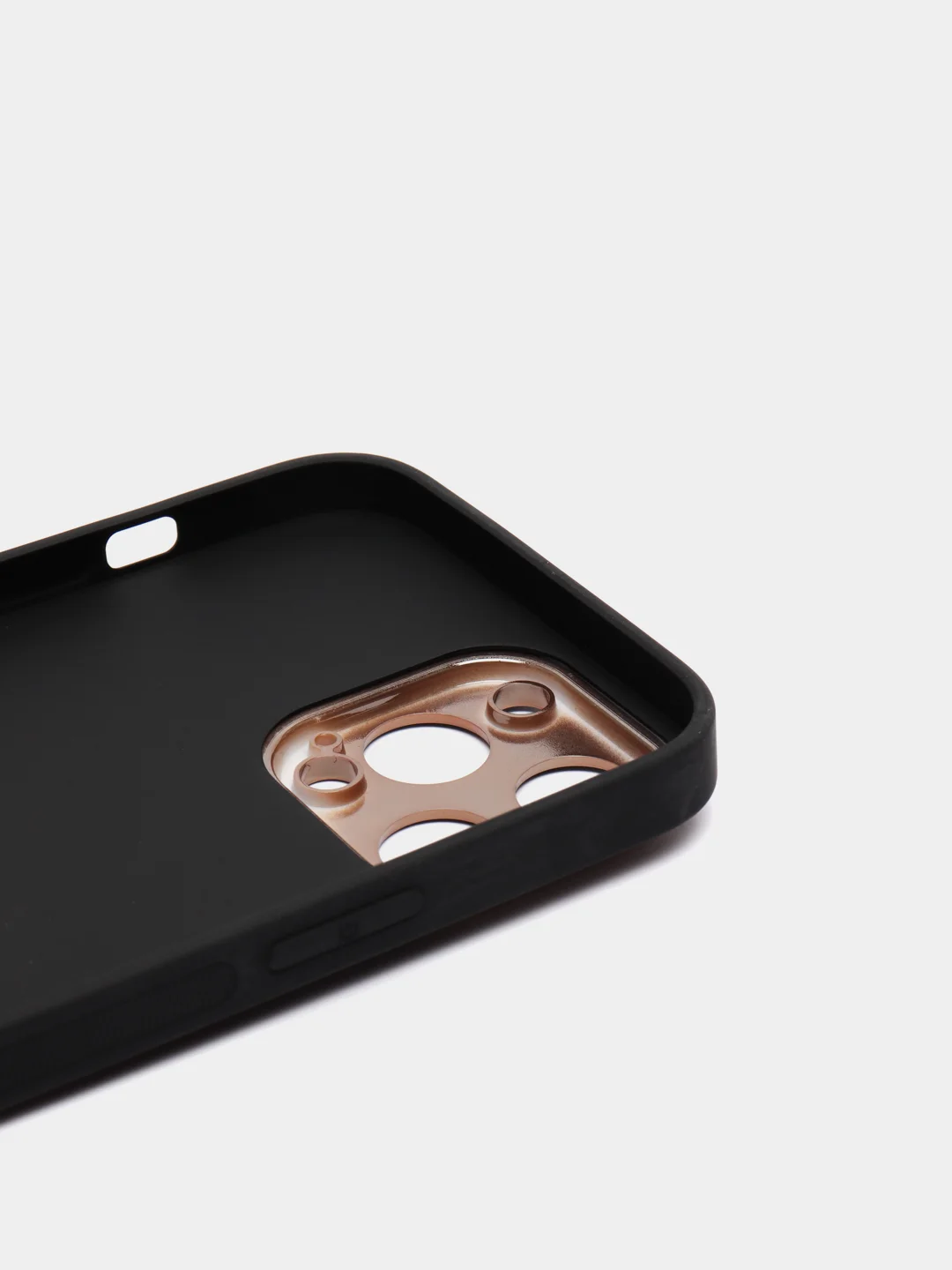 Черный чехол с золотой окантовкой на iPhone 13, 13 Pro, 13 Pro Max, 12, 12 Pro кожаный