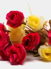 Фуксия искусственные цветы, розы, букет