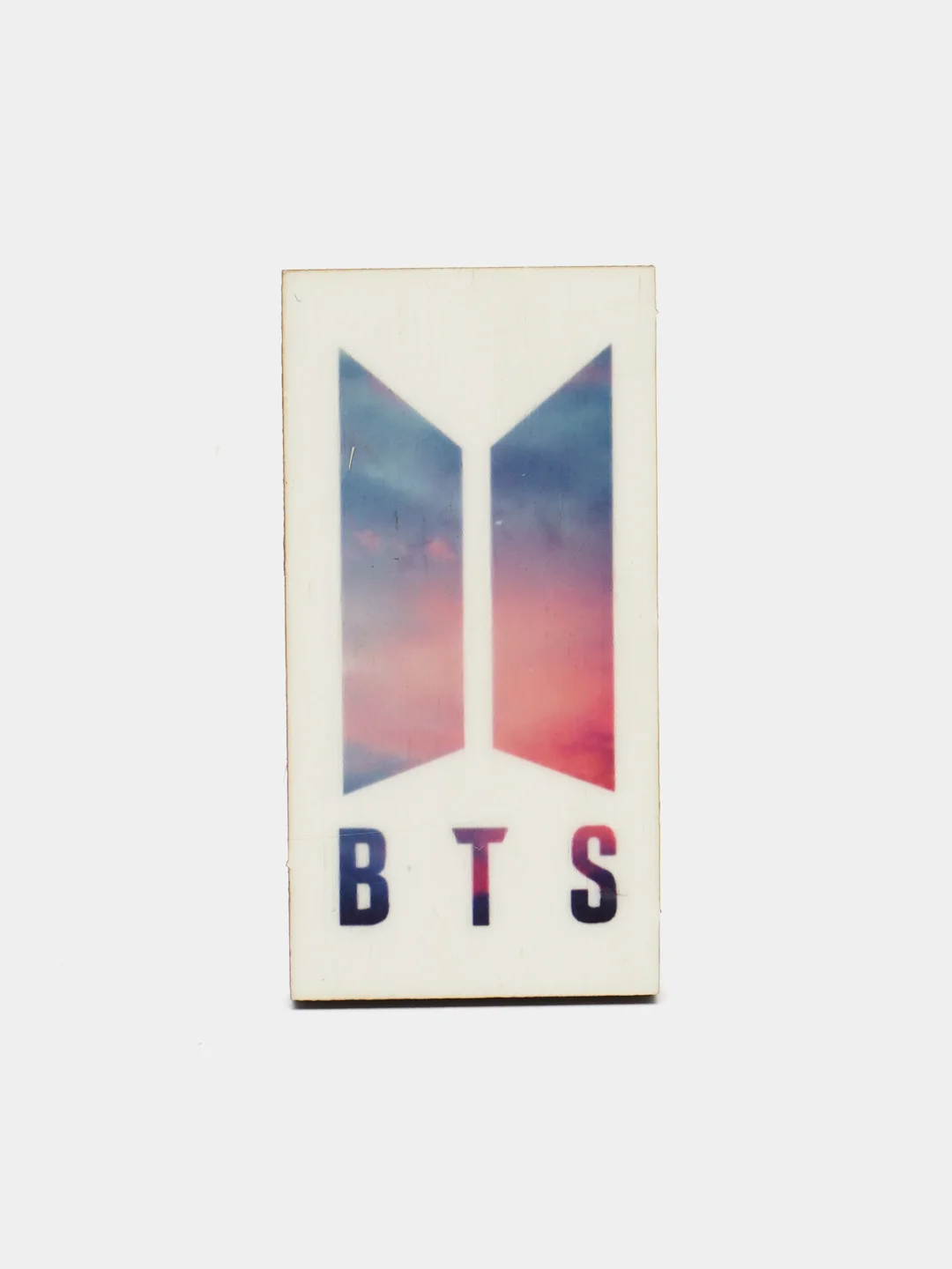 Желтый значки деревянные BTS, Stray Kids, Monsta X, Seventeen, Bap, EXO, Black Pink