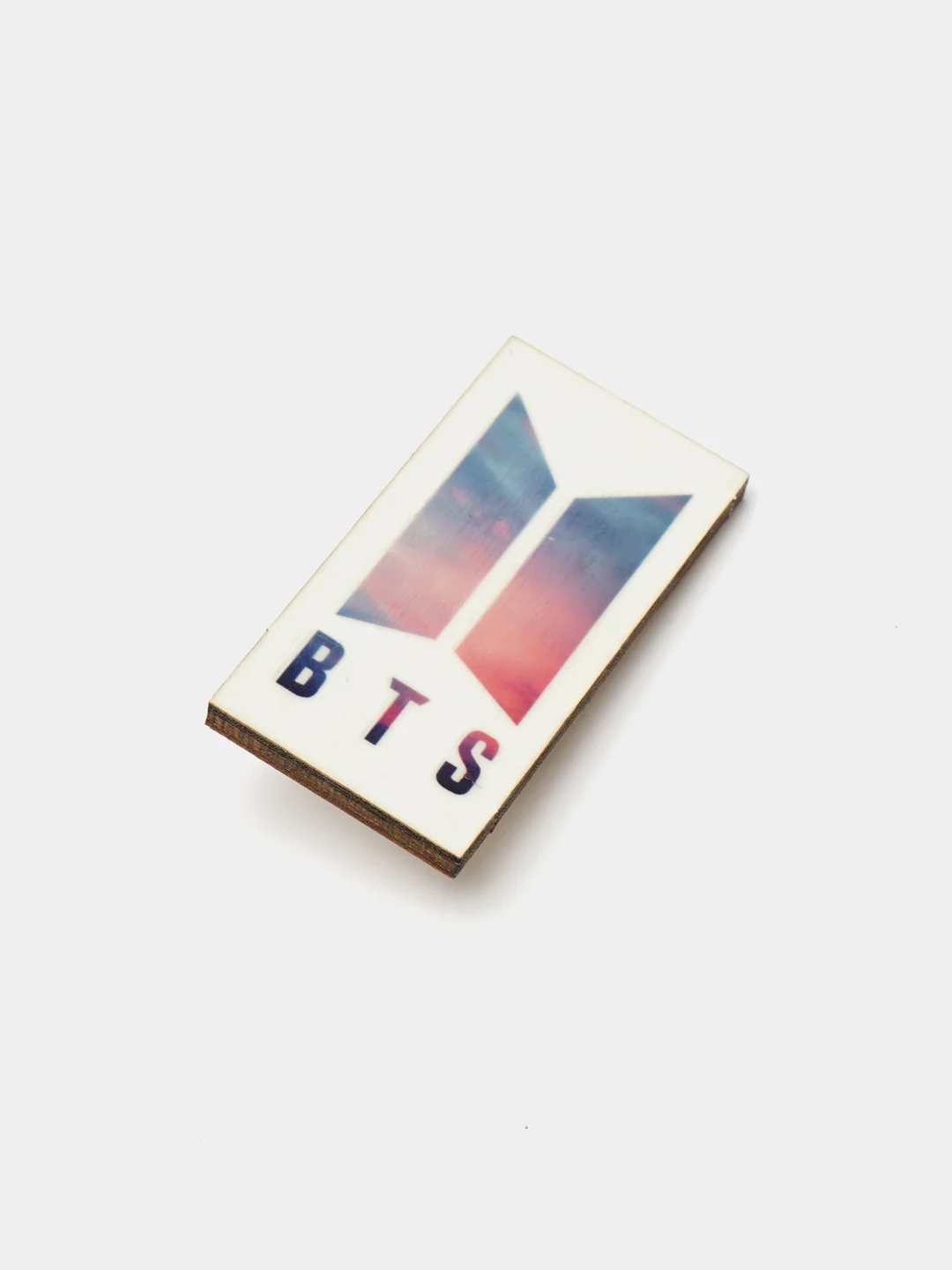 Желтый значки деревянные BTS, Stray Kids, Monsta X, Seventeen, Bap, EXO, Black Pink