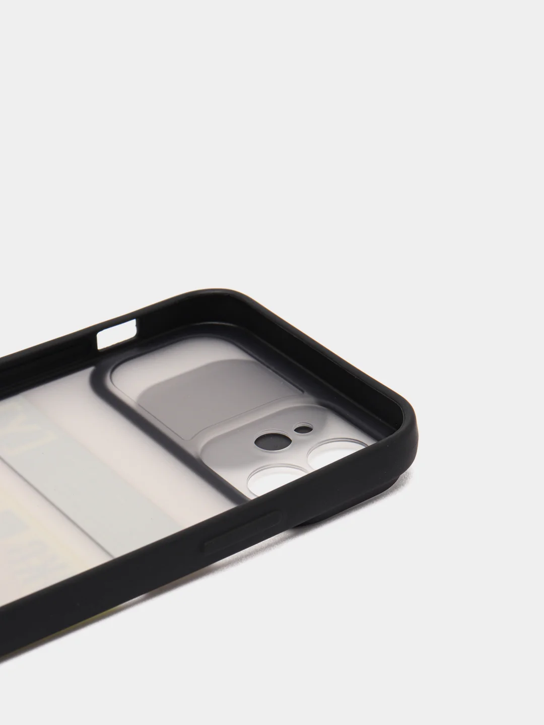 Желтый чехол для айфон 11 / 12 Pro Max с защитой камеры матовый полупрозрачный iPhone про макс