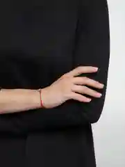 Ледяной красная нить с подвеской