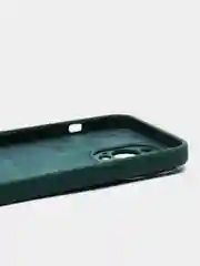 Зеленый чехол Silicone Case для iPhone 13 Pro, с защитой камеры, закрытый низ