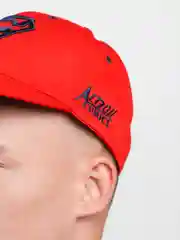 Красный кепка унисекс