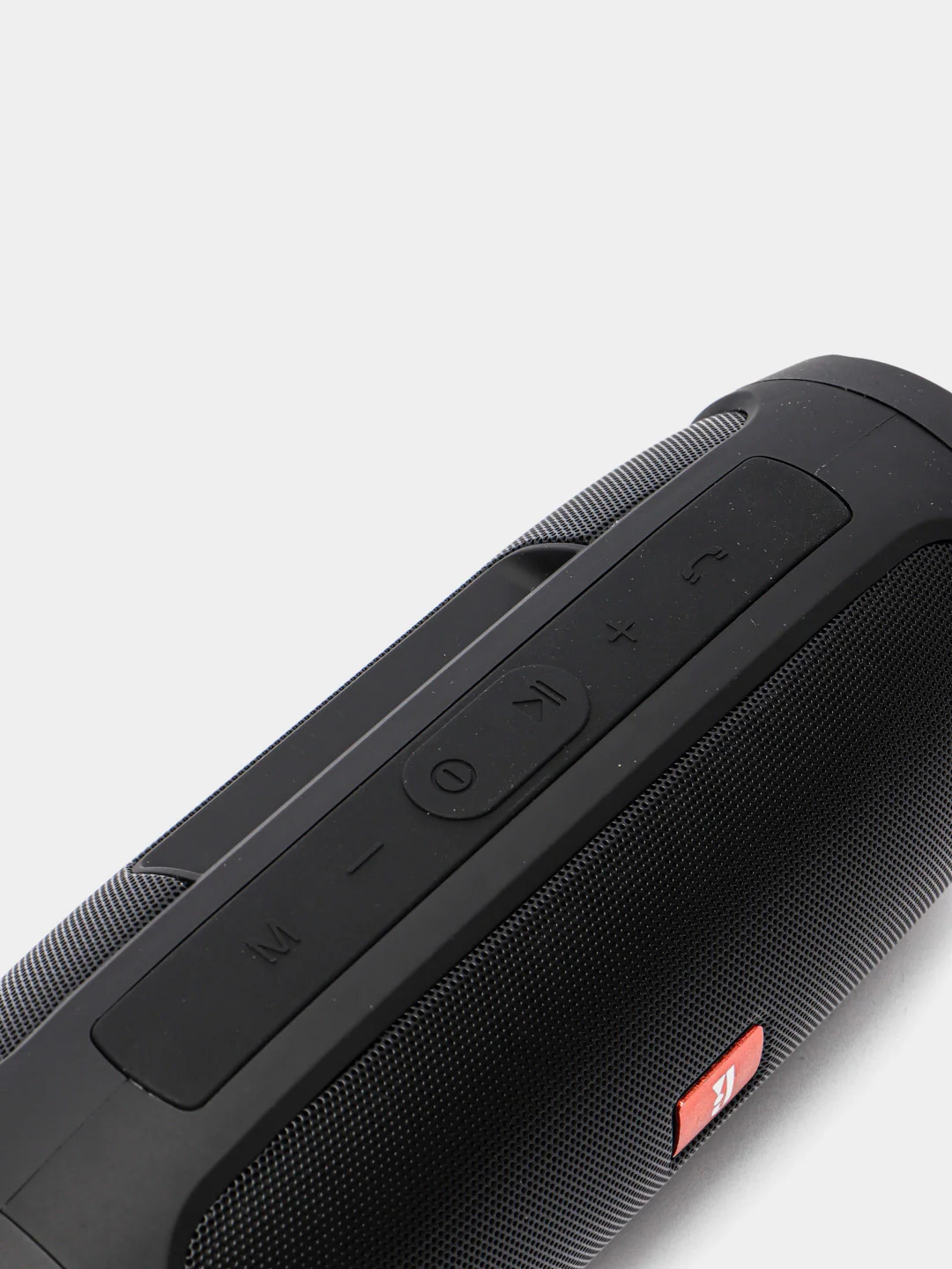 Черный портативная Bluetooth колонка Charge 4