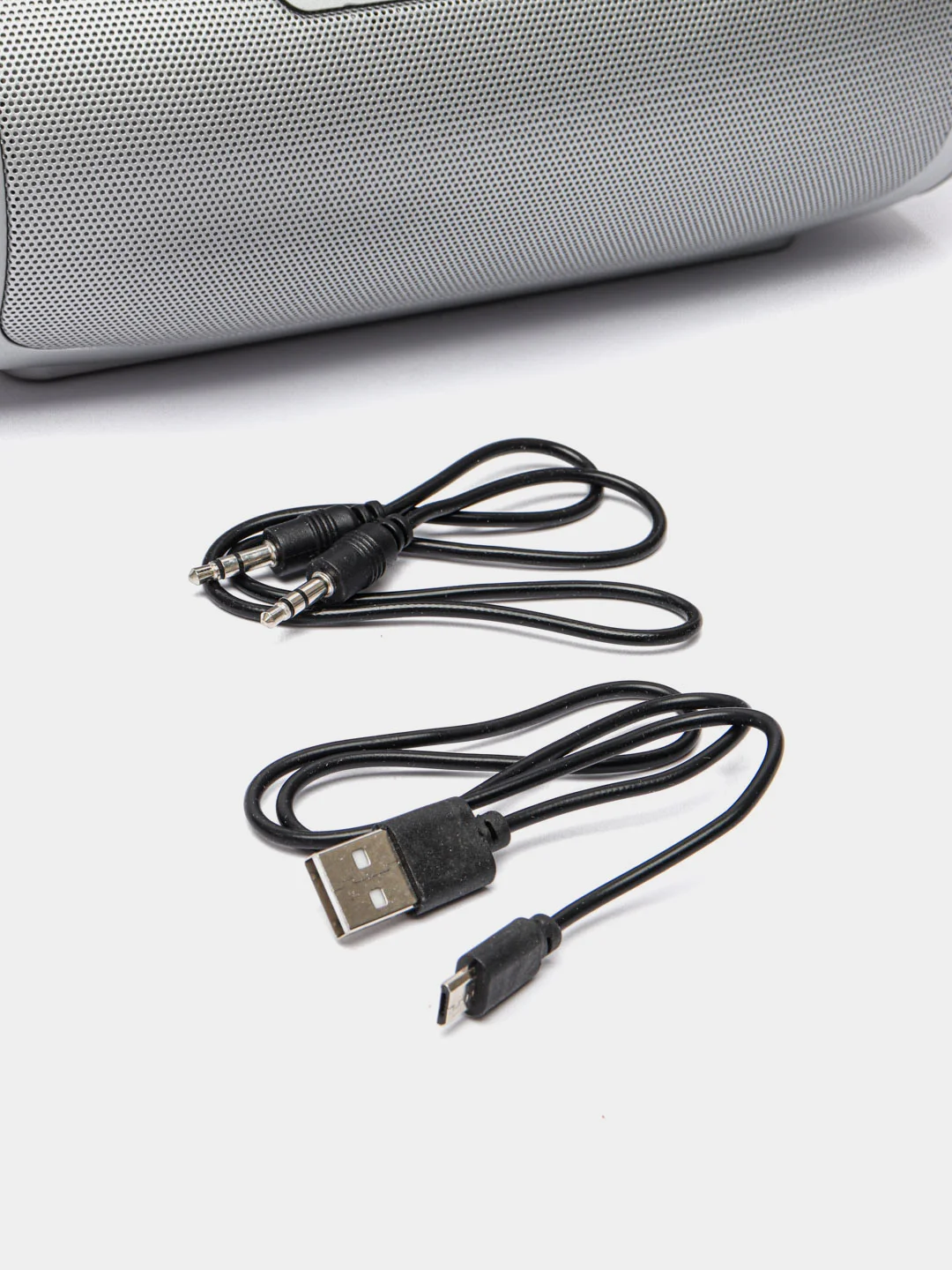 Серебряный портативная Bluetooth колонка Charge 4
