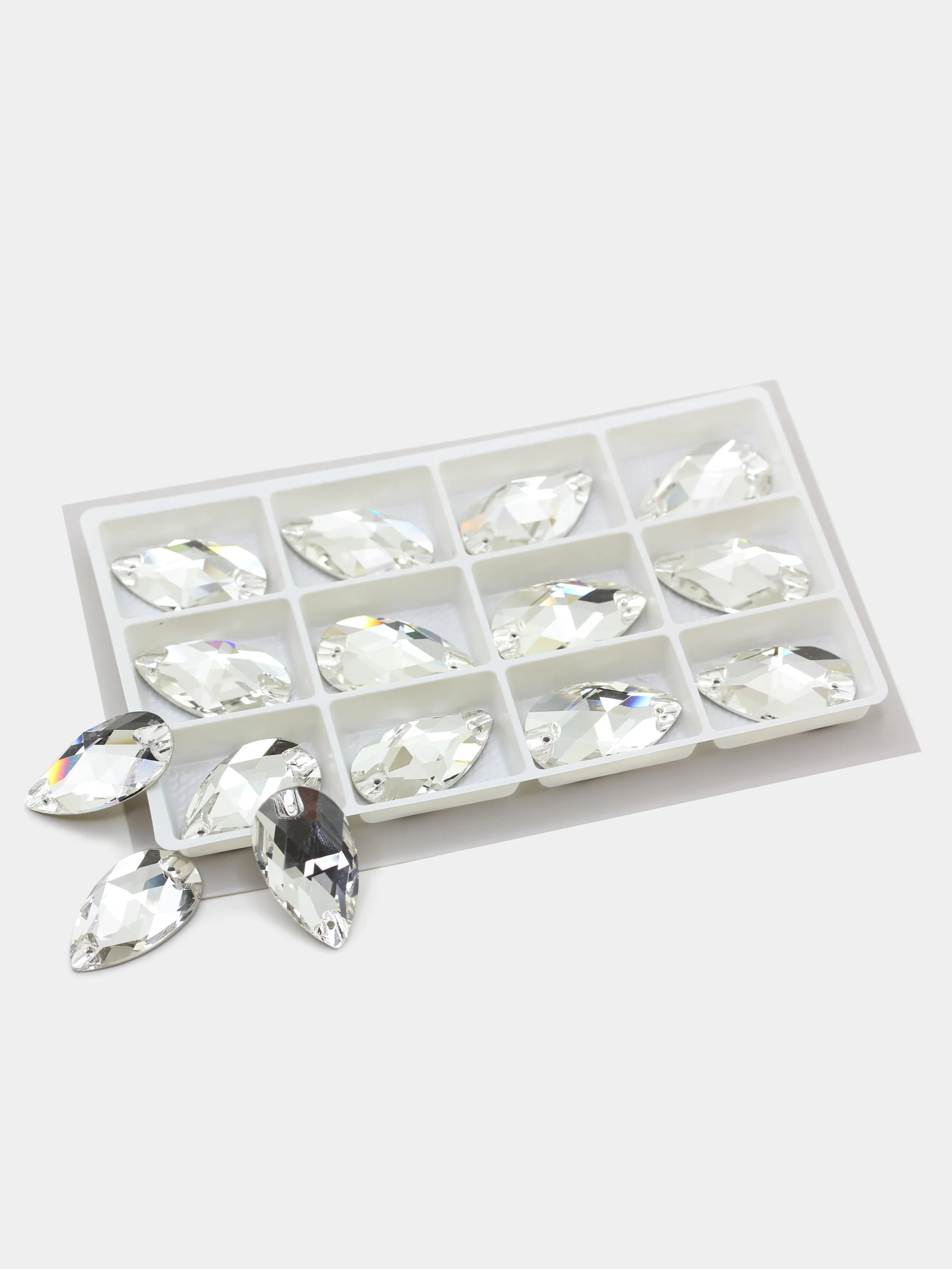 Прозрачный стеклянные пришивные стразы Dongzhou Капля Crystal