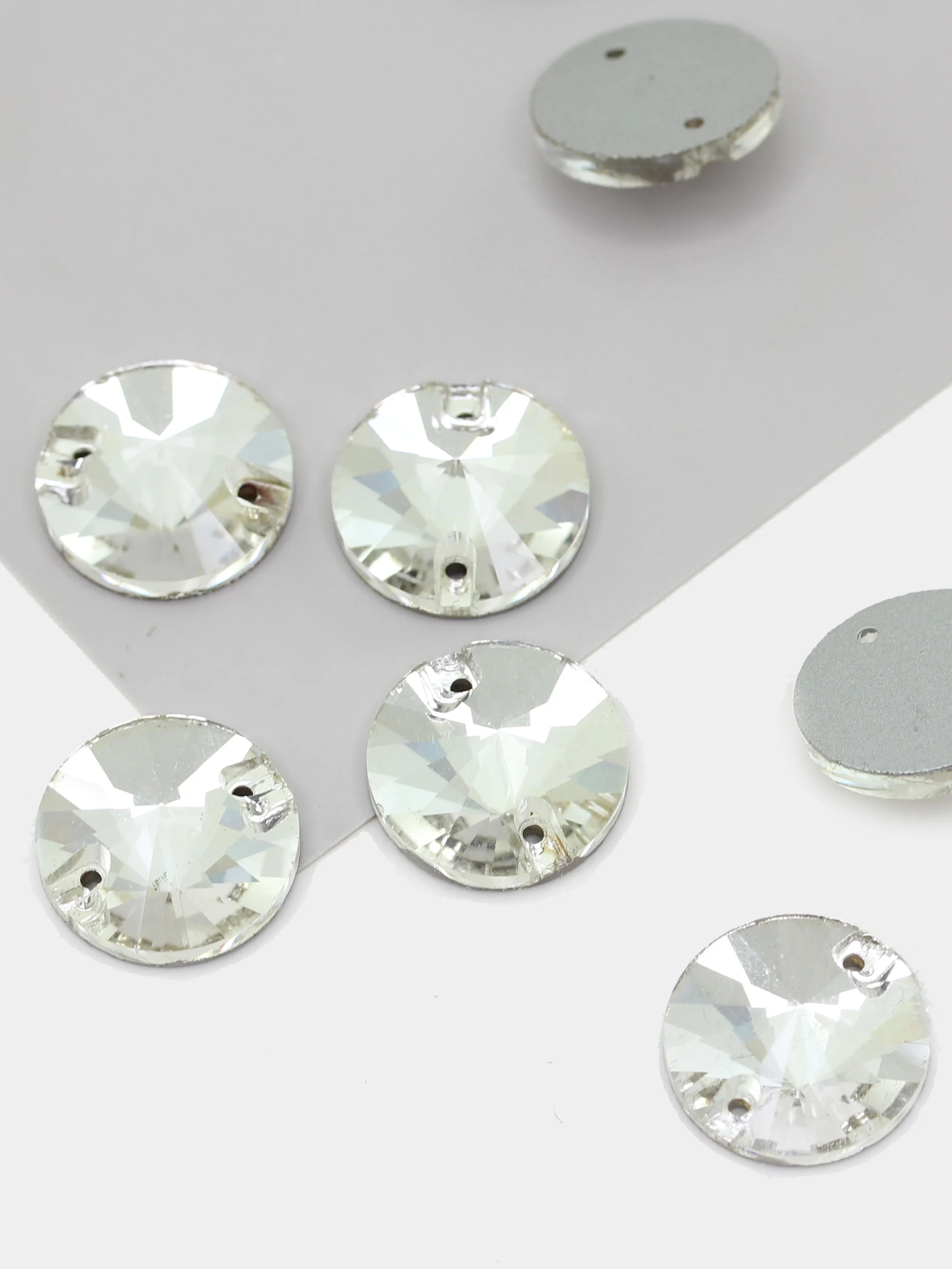Прозрачный стеклянные пришивные стразы Pellosa Риволи Crystal