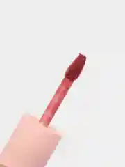 Розовый помада матовая, блеск