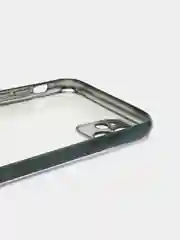 Зеленый чехол для iPhone 11