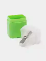 Зеленый точилка пластиковая, 1 отверстие, с контейнером, разные цвета