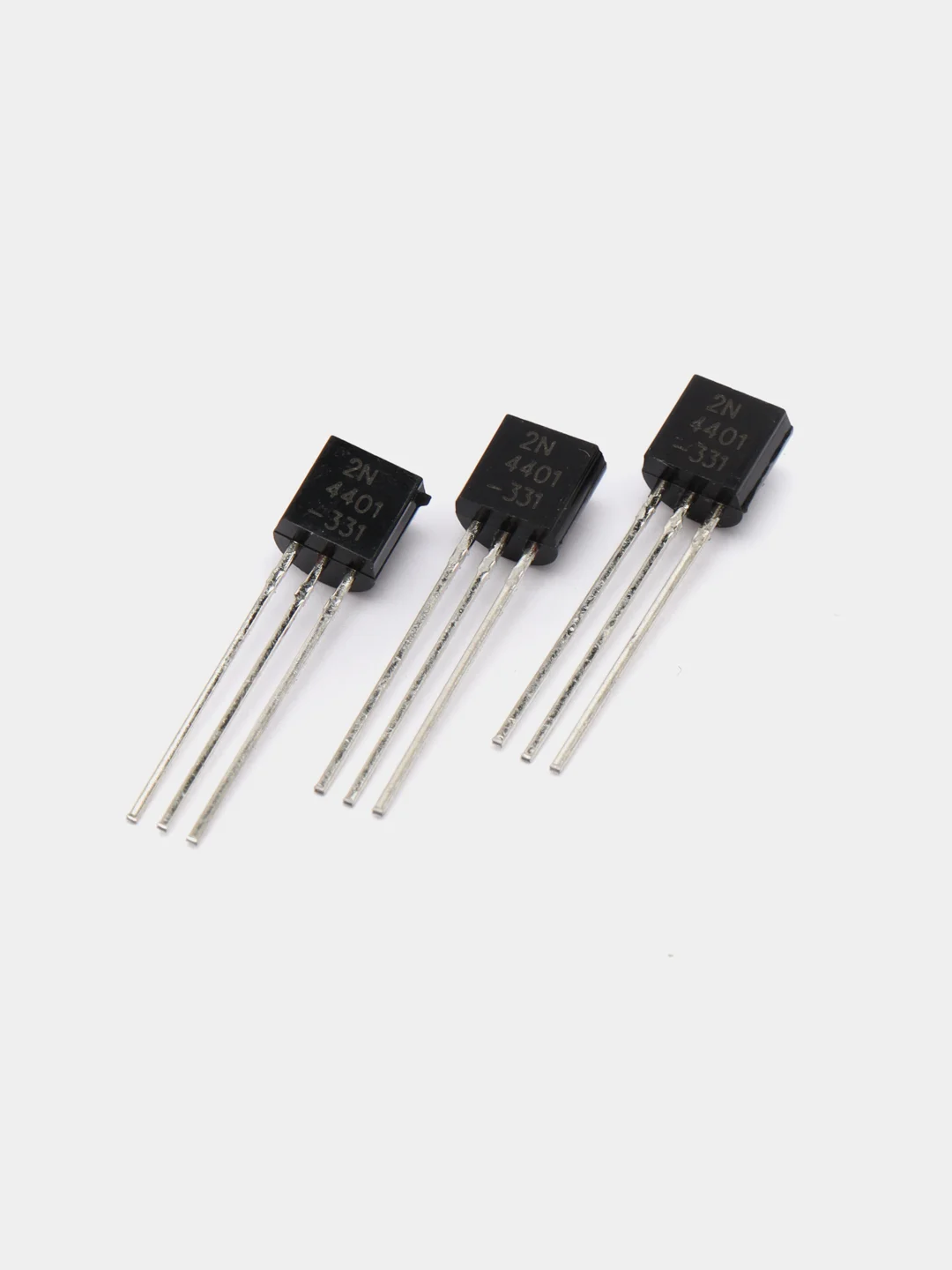 20 штук Транзистор 2N4401 (NPN 60V 0.6A) TO-92