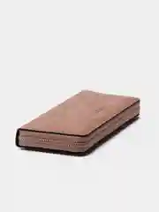 Розовый кошелек женский