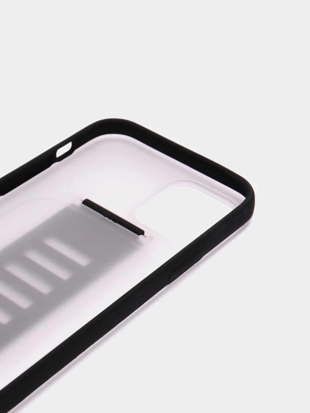 Черный противоударный чехол с ремешком держателем для iPhone 12, 12 Pro, 12 Pro Max, 12 Mini