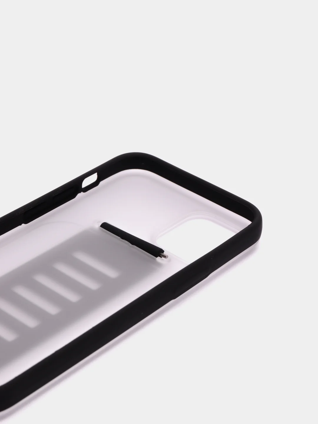 Черный противоударный чехол с ремешком держателем для iPhone 12, 12 Pro, 12 Pro Max, 12 Mini