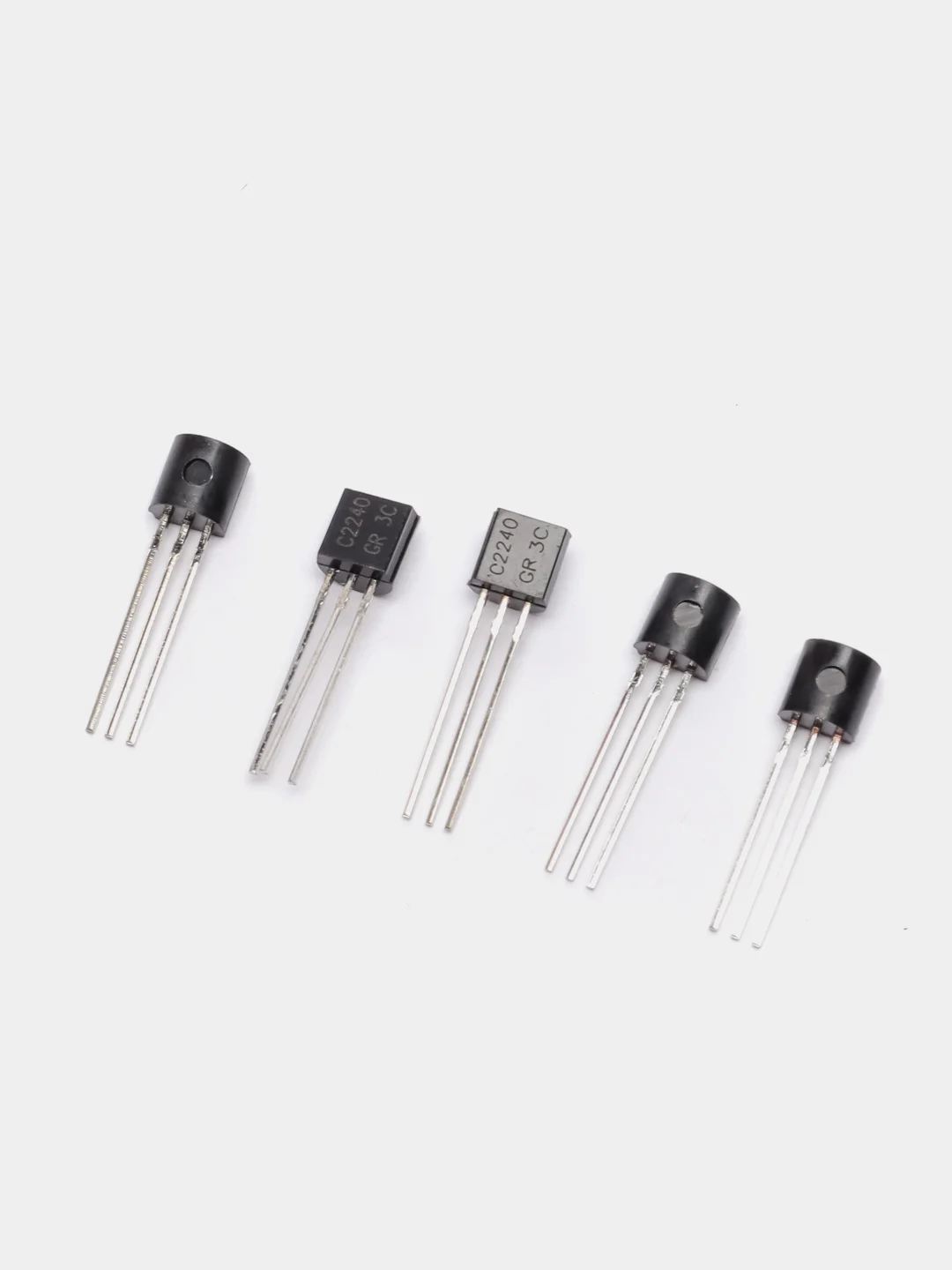 25 штук Транзистор 2SC2240 (NPN 120V 0.1A) TO-92