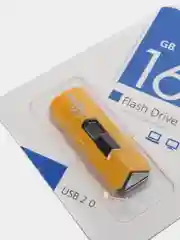 Белый флешка 8, 16, 32, 64 или 128 Гб USB SmartBuy Stream