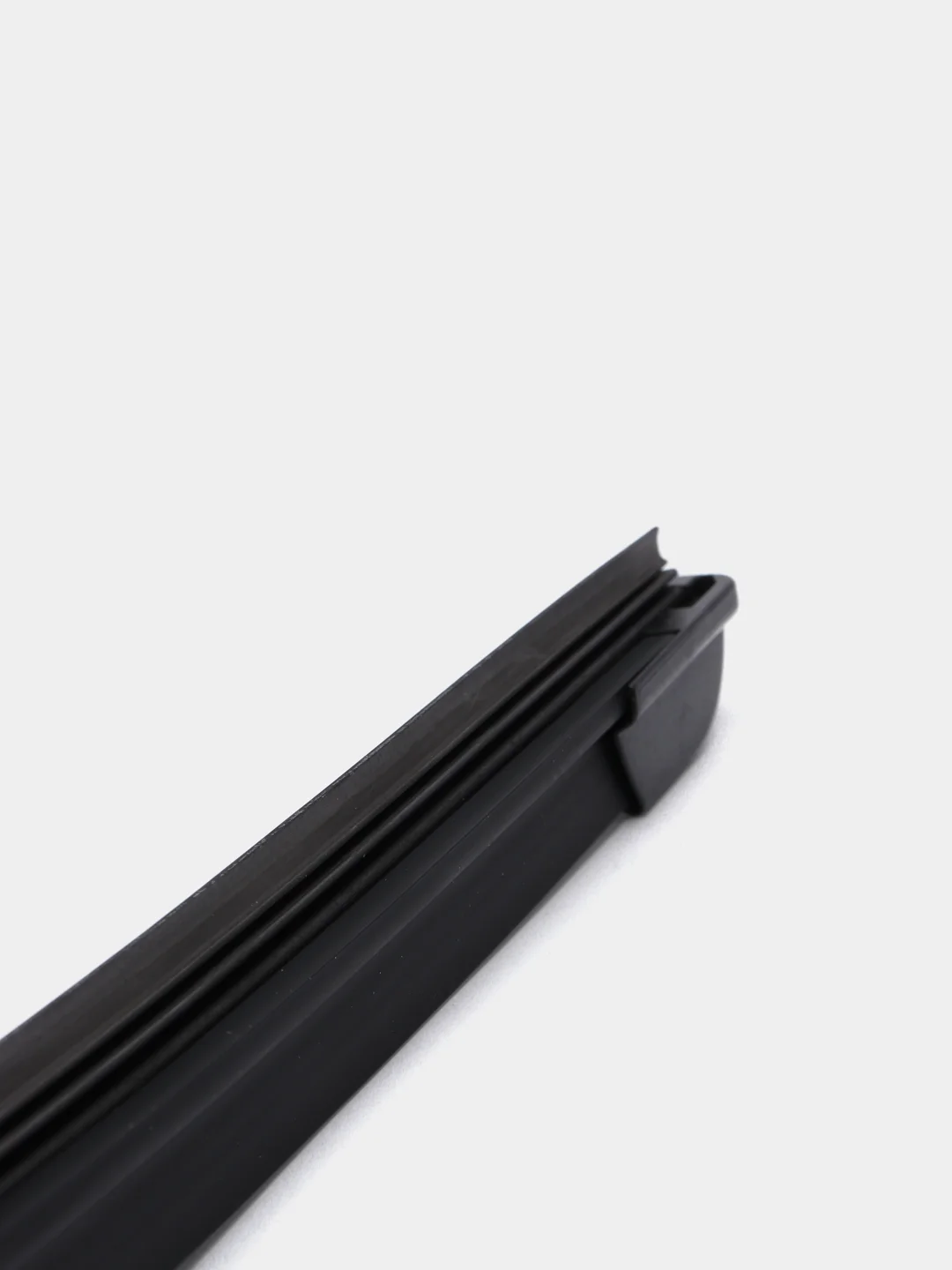Щетка стеклоочистителя AVS Basic Line