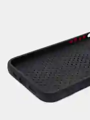 Черный чехол силиконовый с перфорацией для Айфон  iPhone 11 /11 Pro / 11 Pro Max / 12