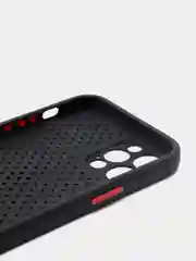 Черный чехол силиконовый с перфорацией для Айфон  iPhone 11 /11 Pro / 11 Pro Max / 12