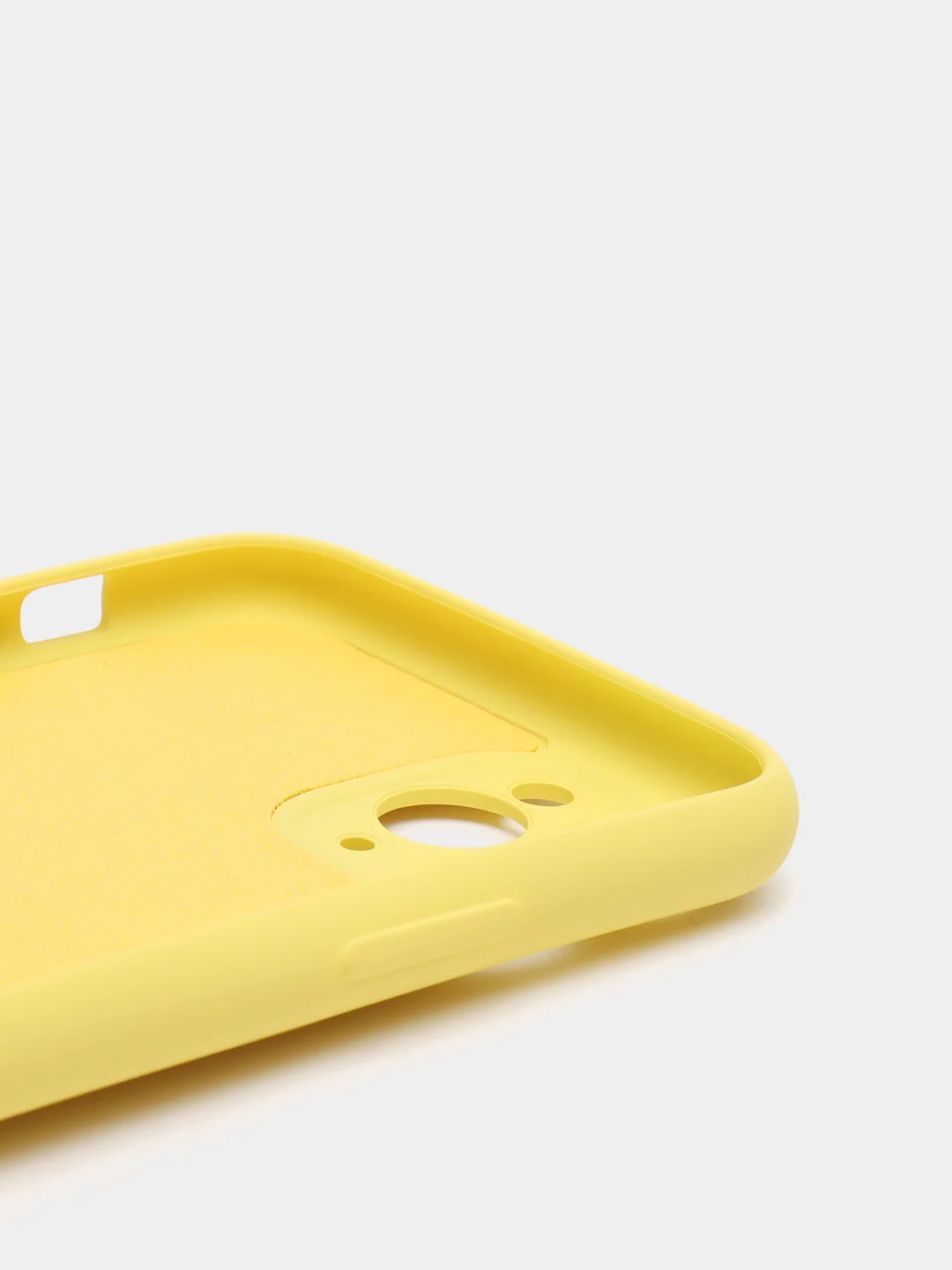 Желтый чехол силиконовый с кольцом на iPhone 11 Pro mobios